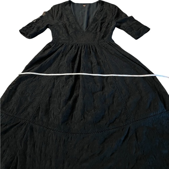 FREE PEOPLE WOMEN’S BLACK MIDI DRESS DEEP V-NECK AND LACE OVERLAY SZ MEDIUM - Picture 9 of 11